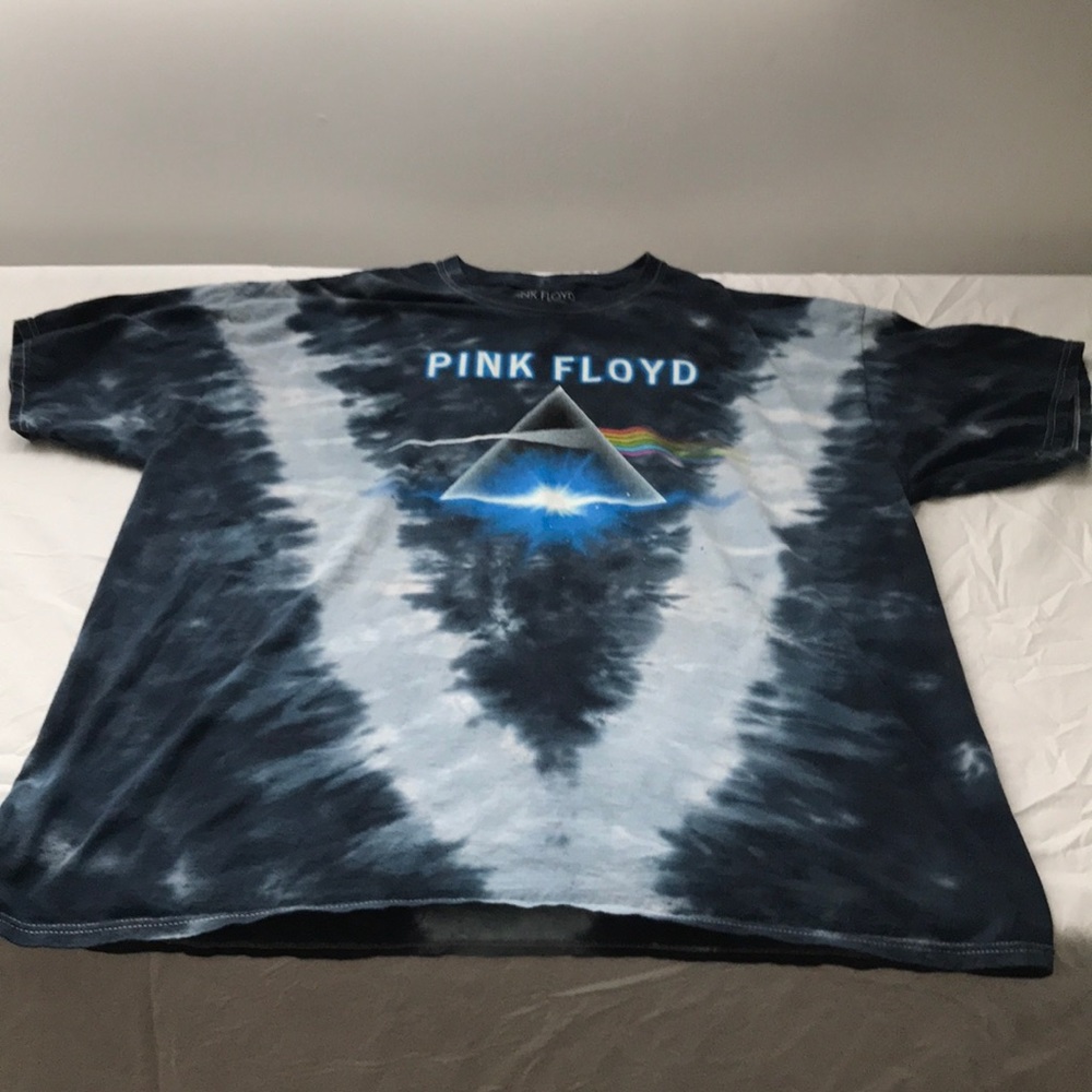 Pink Floyd Sz 2XX Darkside of the Moon T shirt.
